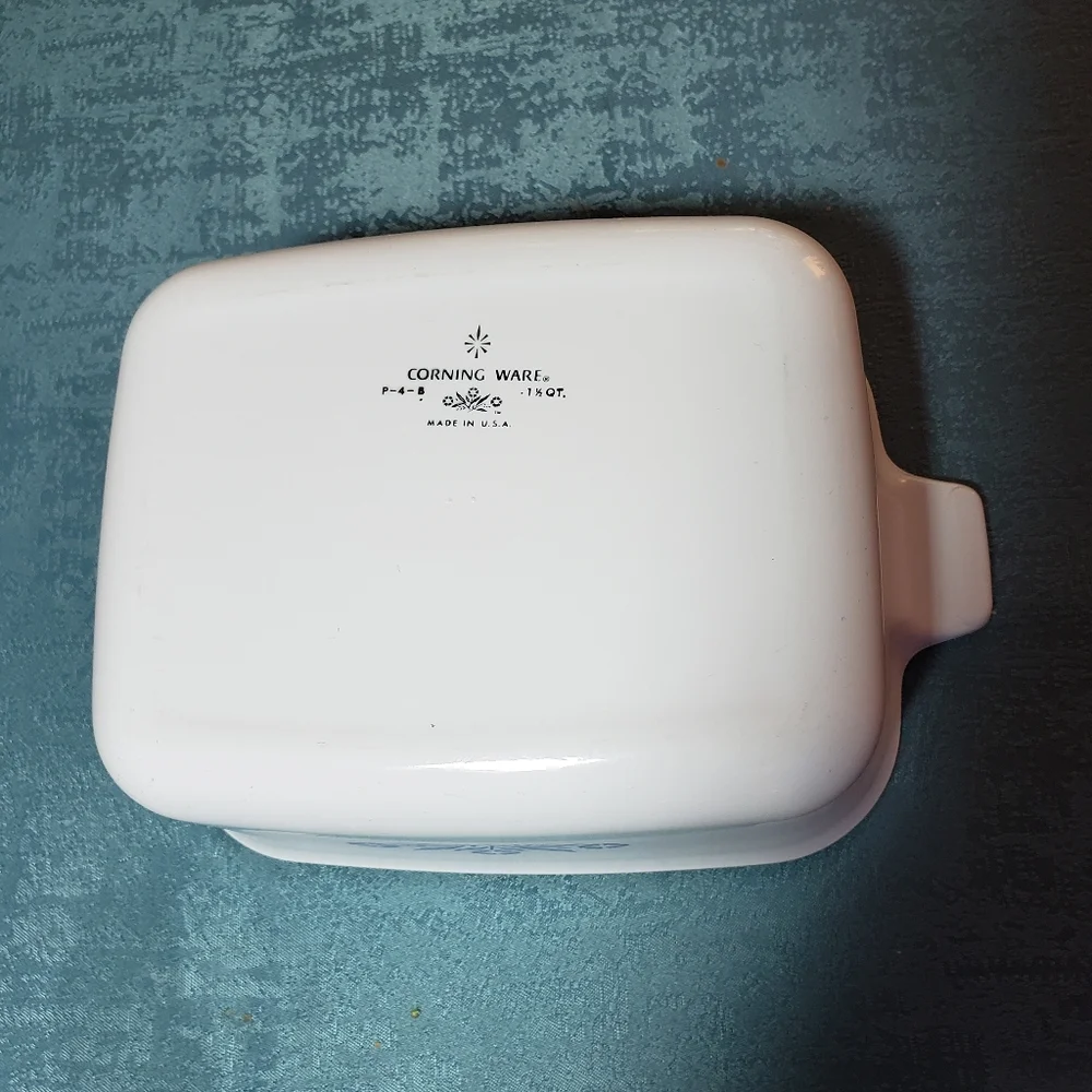 CORNING WARE P-4-B-1 Blue Cornflower Cookware, 1 1/2 Qt Loaf Pan made in…